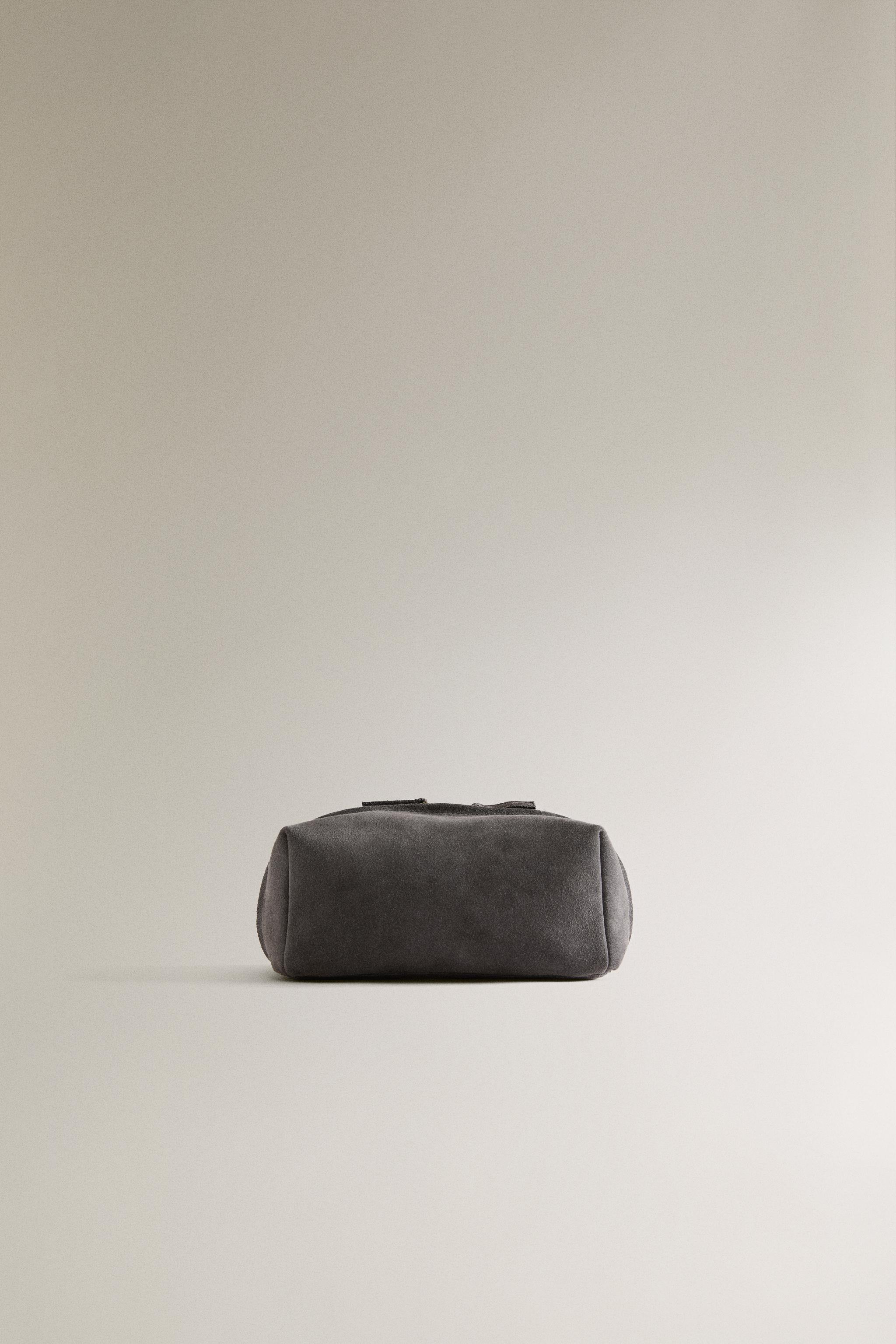 MEDIUM SPLIT SUEDE MAKEUP BAG